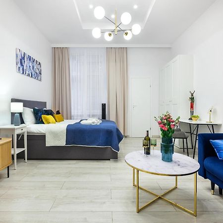 Bluebird Apt Old Town & Wawel Hill By Vistula River - By Homelike 克拉科夫 外观 照片