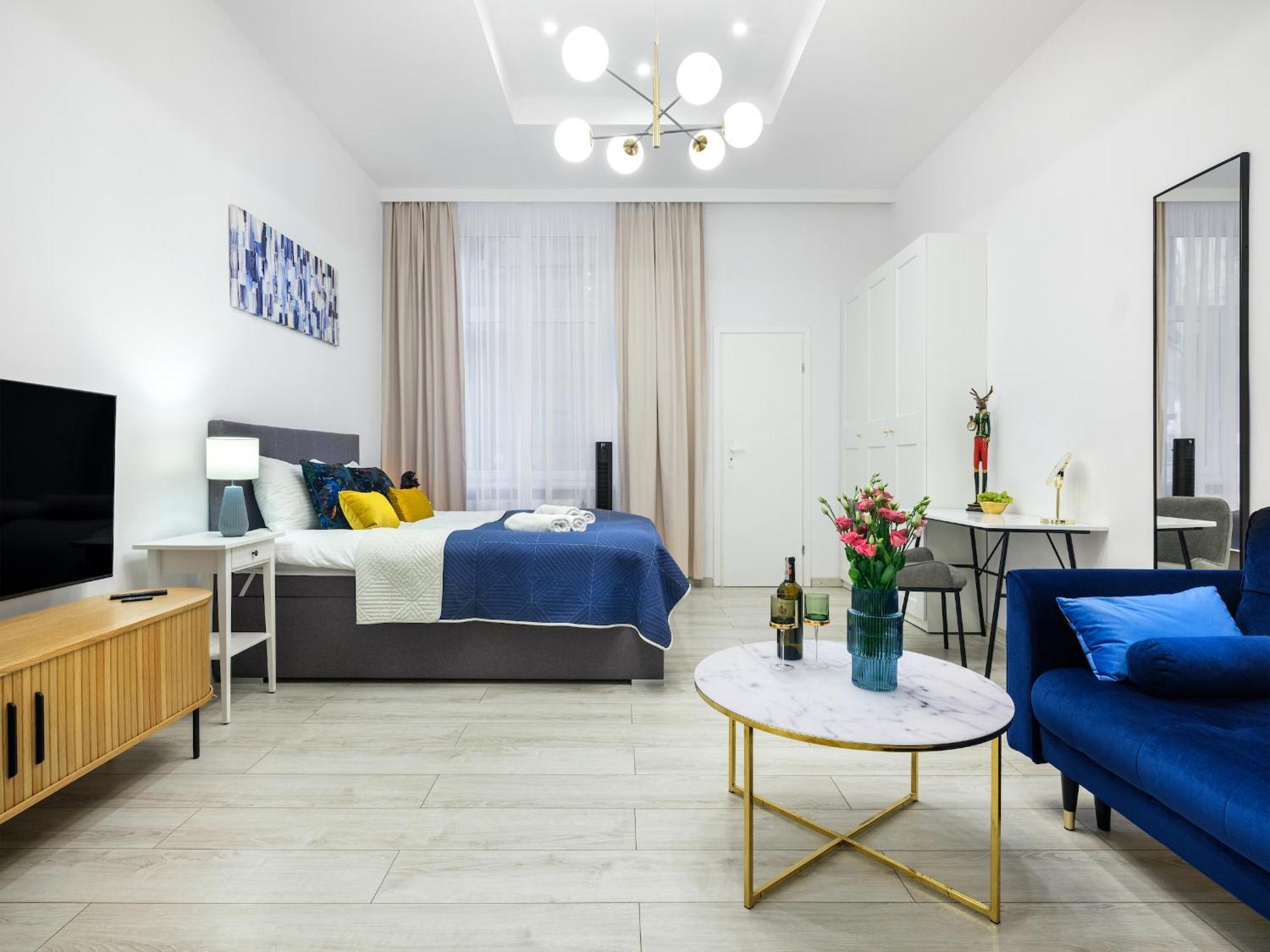 Bluebird Apt Old Town & Wawel Hill By Vistula River - By Homelike 克拉科夫 外观 照片